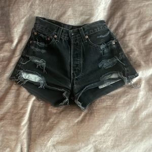 Levi’s wedgie dark denim shorts